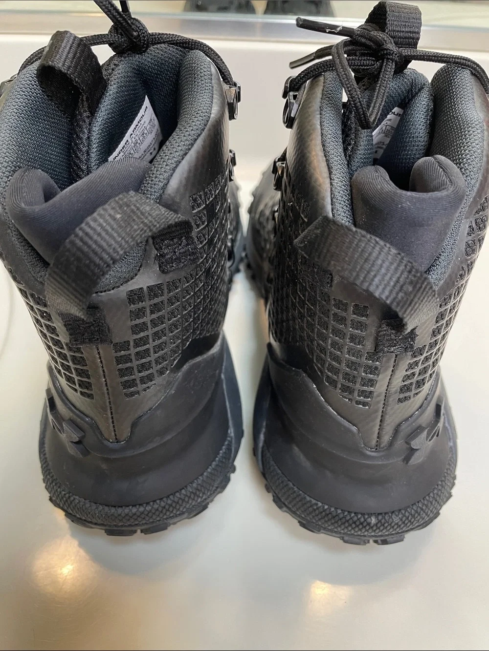 Under Armour STORM Proof Men’s HOVR Dawn Waterproof 2.0 Black Anthracite Boots